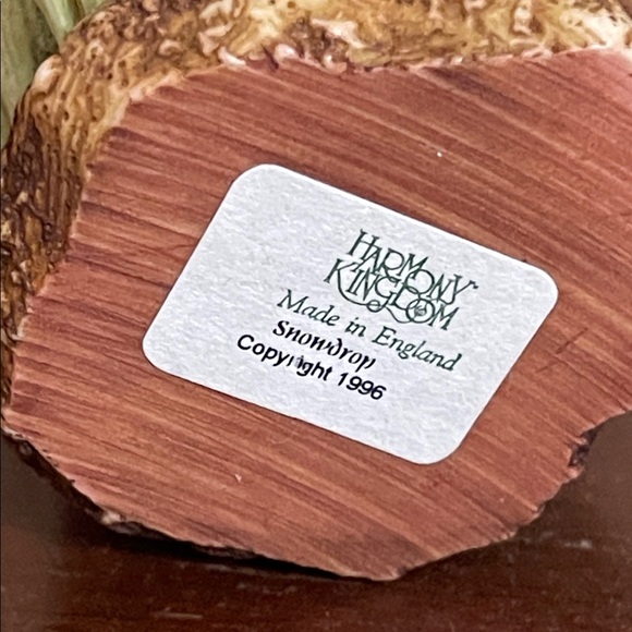 Harmony Kingdom “snowdrop” Figurine Box - Picture 6 of 6